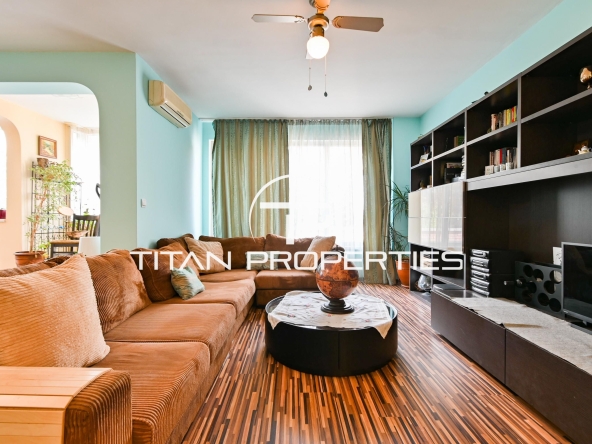 Дава се под наем Тристаен апартамент в София, Белите брези - 130 кв.м за 750 € - Снимка #1