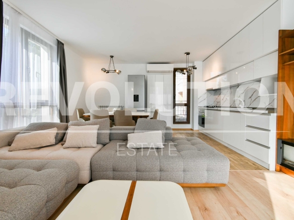 Дава се под наем Тристаен апартамент в София, Павлово - 130 кв.м за 1200 € - Снимка #1