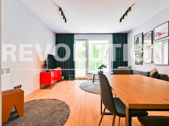 Дава се под наем Двустаен апартамент в София, Център - 52 кв.м за 700 € - Снимка #1