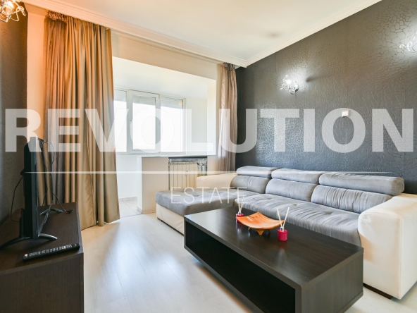 Дава се под наем Двустаен апартамент в София, Изток - 70 кв.м за 600 € - Снимка #1