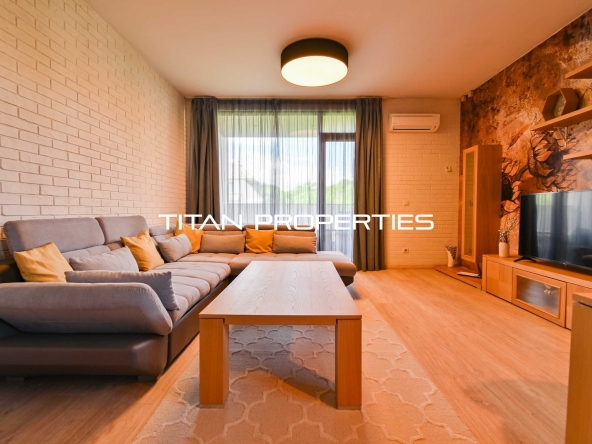 Дава се под наем Тристаен апартамент в София, Изгрев - 140 кв.м за 1600 € - Снимка #1