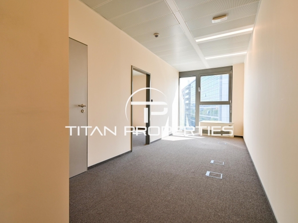 Дава се под наем Офис в София, Младост 4 - 200 кв.м за 3700 € - Снимка #1