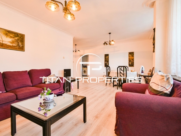 Дава се под наем Тристаен апартамент в София, Зона Б-18 - 118 кв.м за 650 € - Снимка #1