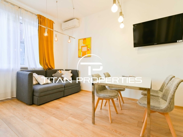 Дава се под наем Тристаен апартамент в София, Център - 65 кв.м за 850 € - Снимка #1