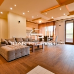 Дава се под наем Четиристаен апартамент в София, Витоша - 300 кв.м за 1900 € - Снимка #1