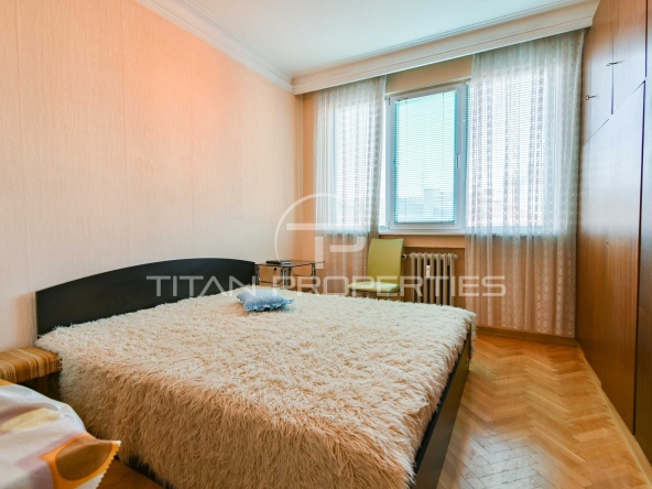 Тристаен апартамент в София, Гео Милев - 80 кв.м за 4938 €/кв.м - Снимка #1