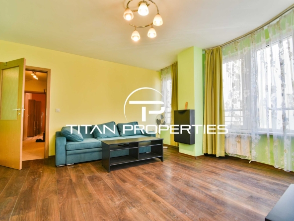 Дава се под наем Тристаен апартамент в София, Център - 91 кв.м за 765 € - Снимка #1