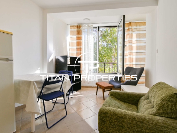 Дава се под наем Двустаен апартамент в София, Център - 40 кв.м за 407.49 € - Снимка #1