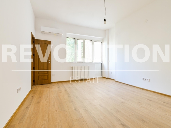 Дава се под наем Многостаен апартамент в София, Докторски паметник - 108 кв.м за 1100 € - Снимка #1