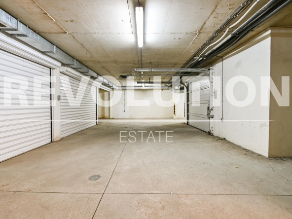 Дава се под наем Гараж / Паркомясто в София, Център - 27 кв.м за 175 € - Снимка #1