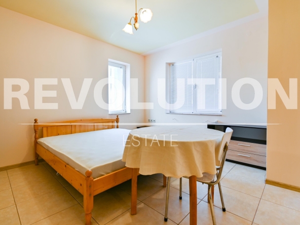 Дава се под наем Едностаен апартамент в София, Триъгълника - 45 кв.м за 400 € - Снимка #1