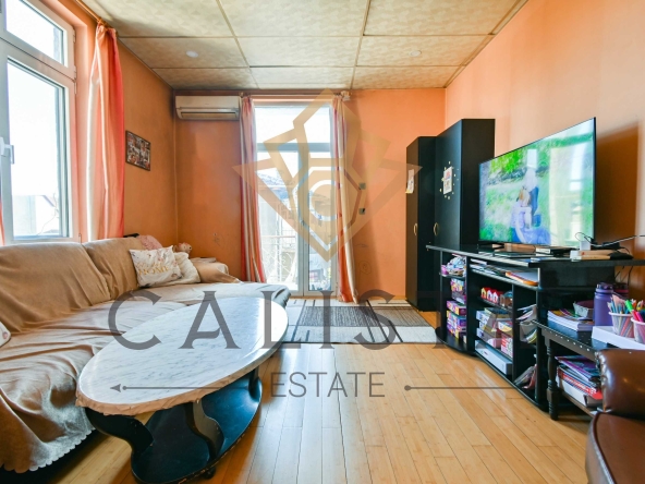 Етаж от къща в София, Център - 201 кв.м за 1891 €/кв.м - Снимка #1