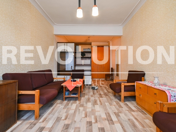 Дава се под наем Двустаен апартамент в София, Зона Б-19 - 70 кв.м за 400 € - Снимка #1