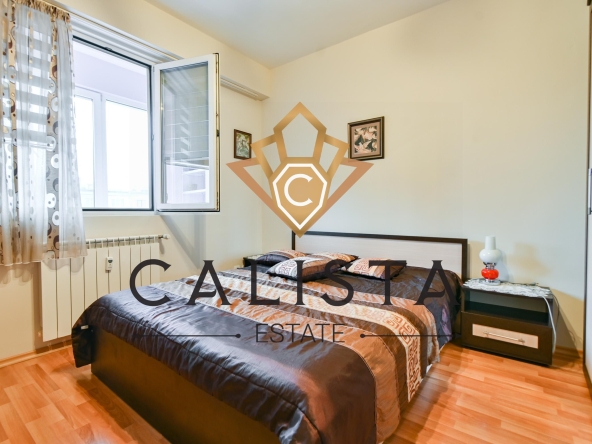 Дава се под наем Двустаен апартамент в София, Гоце Делчев - 65 кв.м за 690 € - Снимка #1