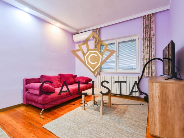 Дава се под наем Двустаен апартамент в София, Център - 55 кв.м за 450 € - Снимка #1