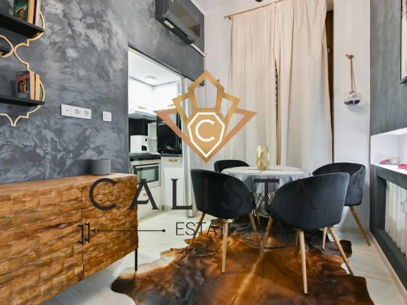 Дава се под наем Двустаен апартамент в София, Център - 55 кв.м за 1000 € - Снимка #1