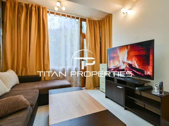 Дава се под наем Едностаен апартамент в София, Карпузица - 30 кв.м за 400 € - Снимка #1