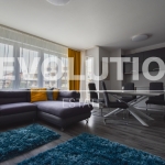 Дава се под наем Тристаен апартамент в София, Витоша - 90 кв.м за 900 € - Снимка #1