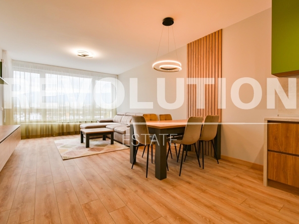 Дава се под наем Тристаен апартамент в София, Дружба 2 - 116 кв.м за 1000 € - Снимка #1