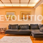 Дава се под наем Четиристаен апартамент в София, Оборище - 190 кв.м за 1250 € - Снимка #1