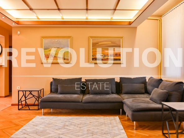 Дава се под наем Четиристаен апартамент в София, Оборище - 190 кв.м за 1250 € - Снимка #1