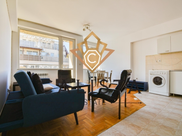 Дава се под наем Двустаен апартамент в София, Център - 66 кв.м за 550 € - Снимка #1