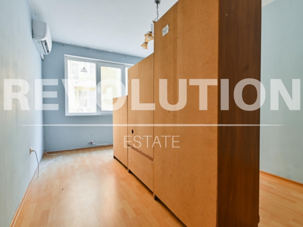 Дава се под наем Двустаен апартамент в София, Лозенец - 56 кв.м за 600 € - Снимка #1