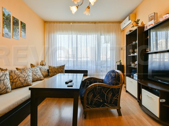 Двустаен апартамент в София, Борово - 64 кв.м за 2327 €/кв.м - Снимка #1