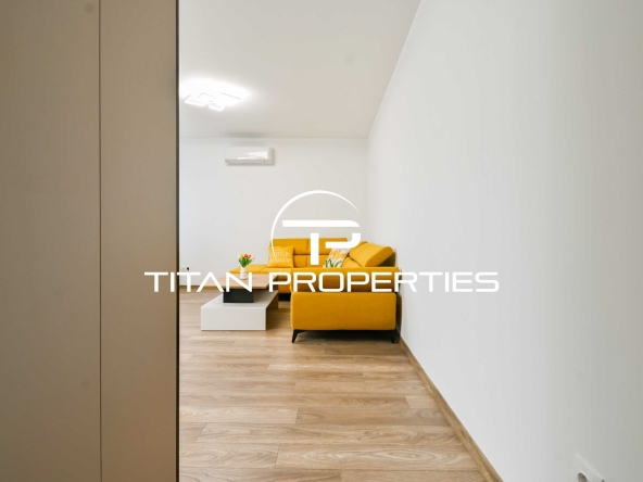 Дава се под наем Двустаен апартамент в София, Студентски град - 68 кв.м за 775 € - Снимка #1