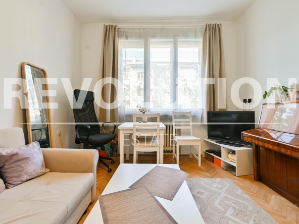 Тристаен апартамент в София, Център - 88 кв.м за 2955 €/кв.м - Снимка #1