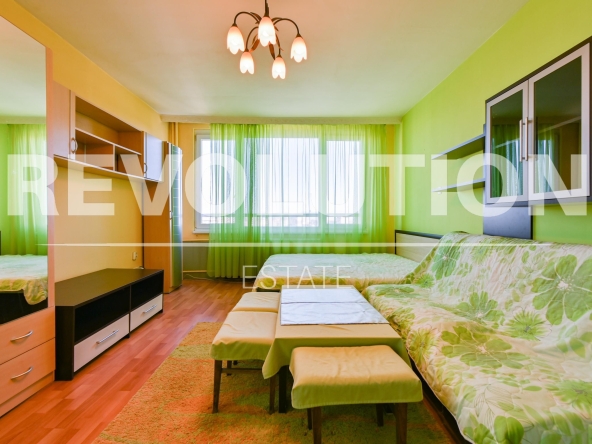 Дава се под наем Двустаен апартамент в София, Хиподрума - 76 кв.м за 550 € - Снимка #1