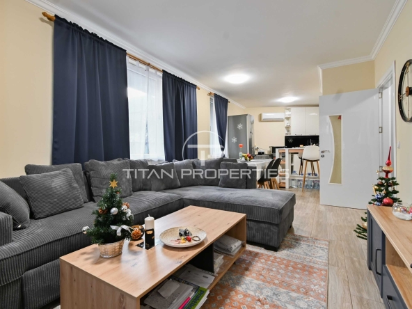 Дава се под наем Тристаен апартамент в София, Оборище - 95 кв.м за 599 € - Снимка #1