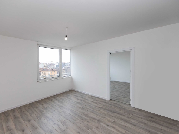 Двустаен апартамент в София, Център - 61 кв.м за 1649 €/кв.м - Снимка #1