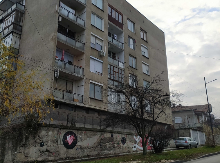 Тристаен апартамент в Брацигово - 80 кв.м за 510 €/кв.м - Снимка #1