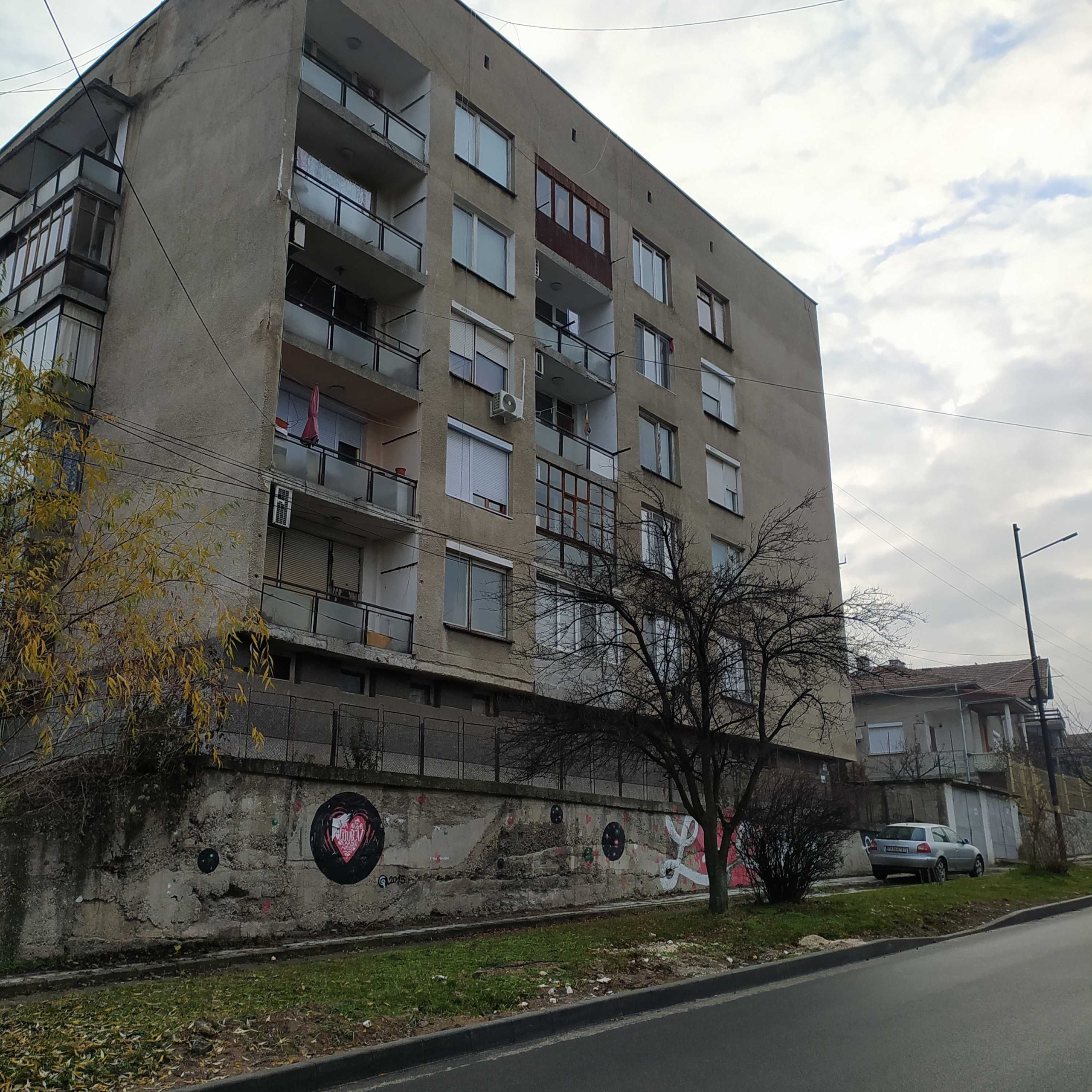 Тристаен апартамент в Брацигово - 80 кв.м за 510 €/кв.м - Снимка #1