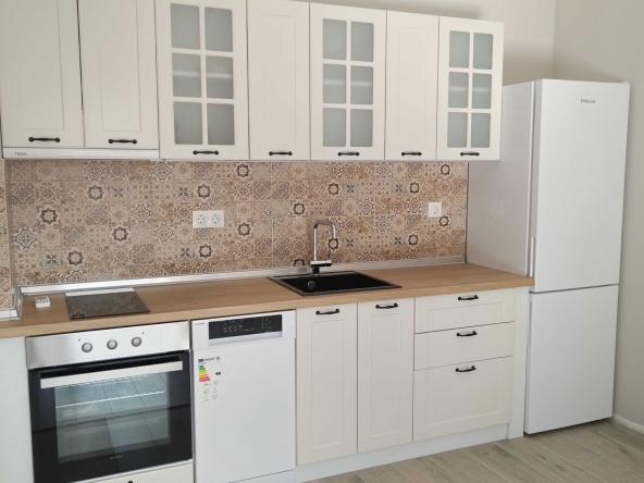 Двустаен апартамент в Пловдив, Кършияка - 89 кв.м за 978 €/кв.м - Снимка #1