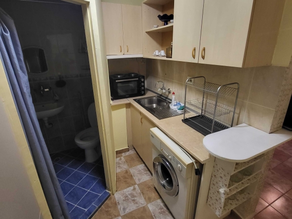 Дава се под наем Едностаен апартамент в Бургас, Лазур - 34 кв.м за 350 € - Снимка #1