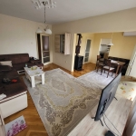 Дава се под наем Тристаен апартамент в Бургас, Център - 80 кв.м за 408 € - Снимка #1