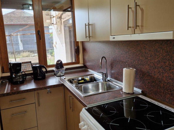 Къща в с. Ясен, Област Плевен - 40 кв.м за 1875 €/кв.м - Снимка #1