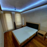 Дава се под наем Тристаен апартамент в Бургас, Център - 120 кв.м за 1020 € - Снимка #1