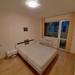 Дава се под наем Двустаен апартамент в Бургас, Славейков - 73 кв.м за 306 € - Снимка #1