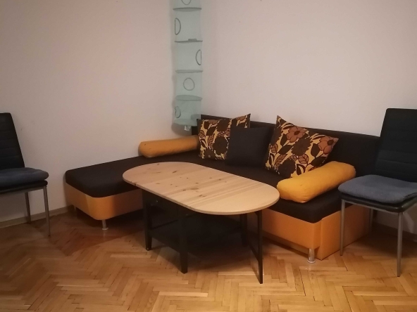 Дава се под наем Двустаен апартамент в София, Иван Вазов - 74 кв.м за 650 € - Снимка #1