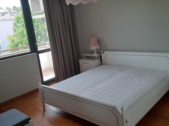 Четиристаен апартамент в Плевен, 9-ти квартал - 130 кв.м за 1270 €/кв.м - Снимка #1