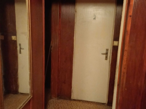 Тристаен апартамент в Перник, Изток - 89 кв.м за 917 €/кв.м - Снимка #1