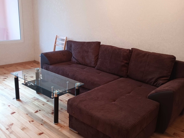 Дава се под наем Двустаен апартамент в Кюстендил, Запад - 67 кв.м за 255 € - Снимка #1