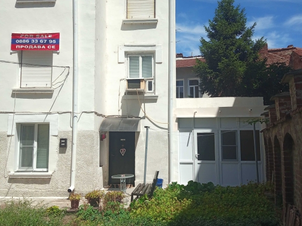 Къща в Русе, Възраждане - 100 кв.м за 1300 €/кв.м - Снимка #1
