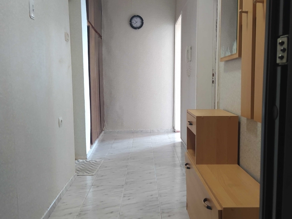 Дава се под наем Едностаен апартамент в Главиница - 50 кв.м за 214.2 € - Снимка #1