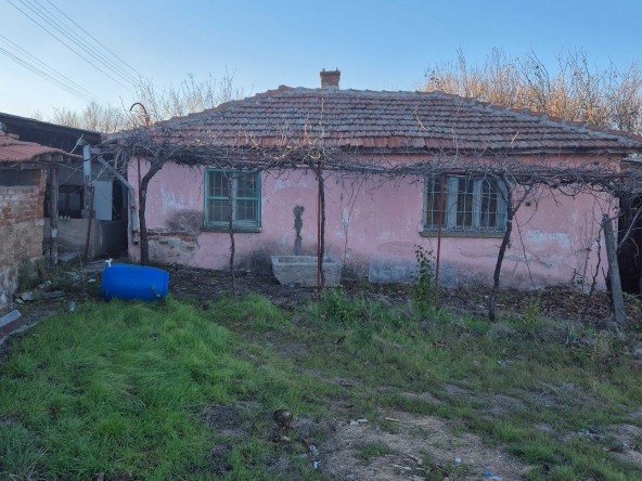 Къща в Любимец - 68 кв.м за 165 €/кв.м - Снимка #1