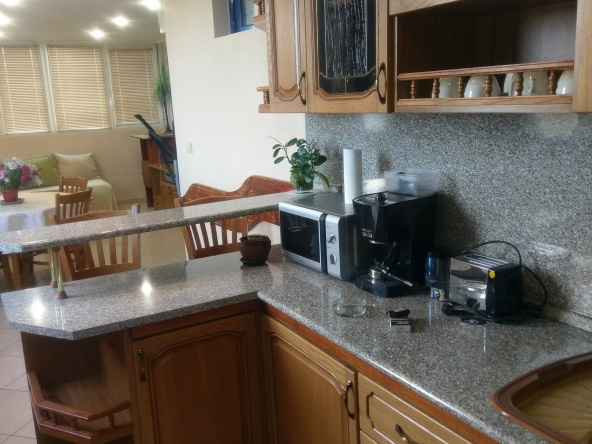 Дава се под наем Двустаен апартамент в Варна, Генералите - 67 кв.м за 433.5 € - Снимка #1