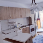 Дава се под наем Двустаен апартамент в Пловдив, Кършияка - 40 кв.м за 306 € - Снимка #1